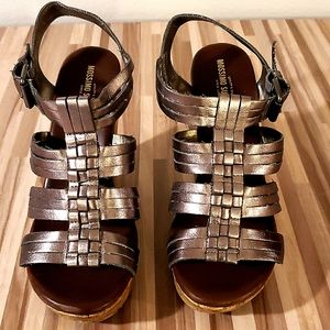 Mossimo Wedge Sandals (Size 6.5)